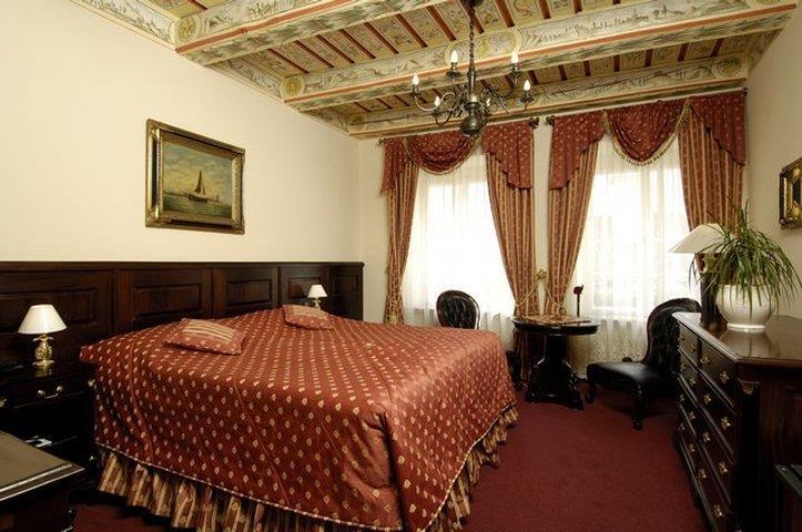 Hotel U Zlateho Stromu Prague By Bhg Номер фото
