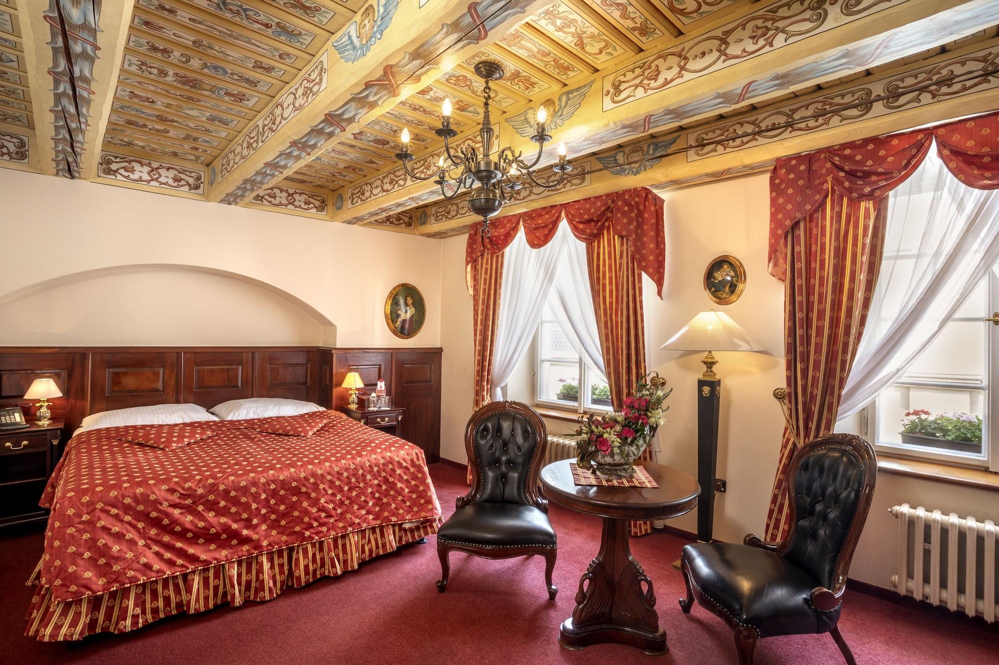 Hotel U Zlateho Stromu Prague By Bhg Экстерьер фото