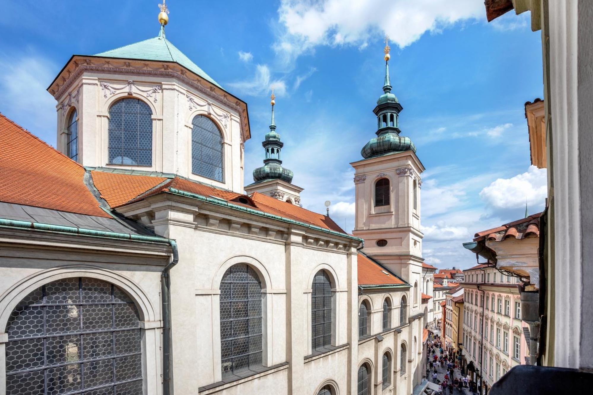 Hotel U Zlateho Stromu Prague By Bhg Экстерьер фото