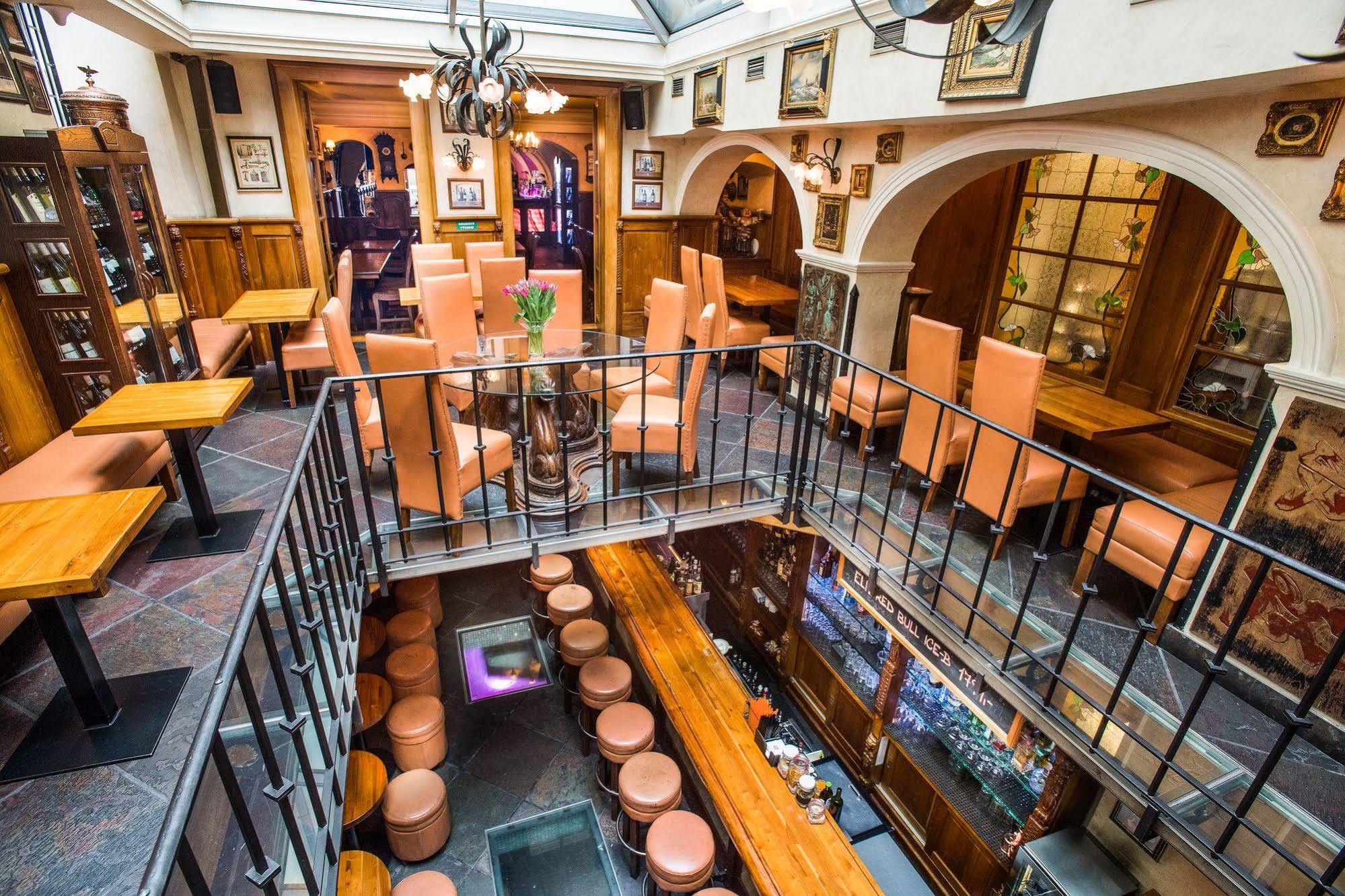 Hotel U Zlateho Stromu Prague By Bhg Экстерьер фото