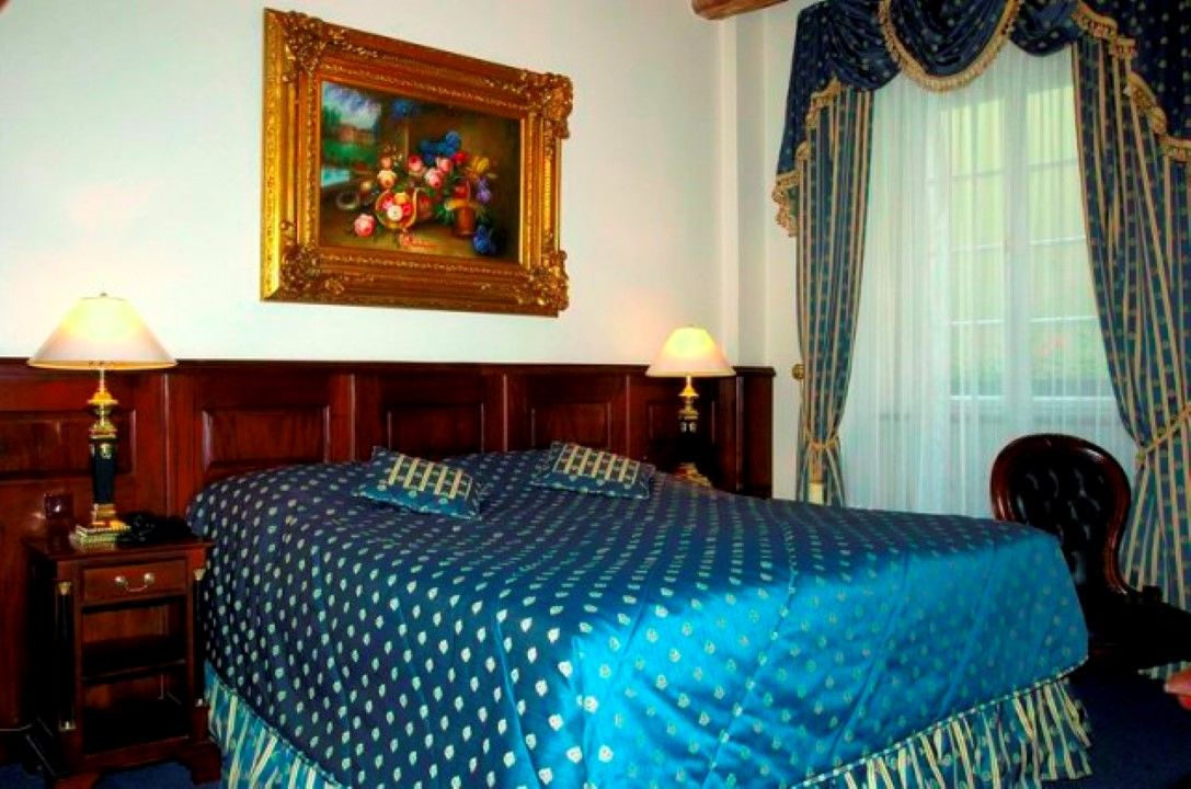 Hotel U Zlateho Stromu Prague By Bhg Экстерьер фото